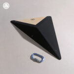 Triangle DUAL - dual texture climbing volume | Anatomic